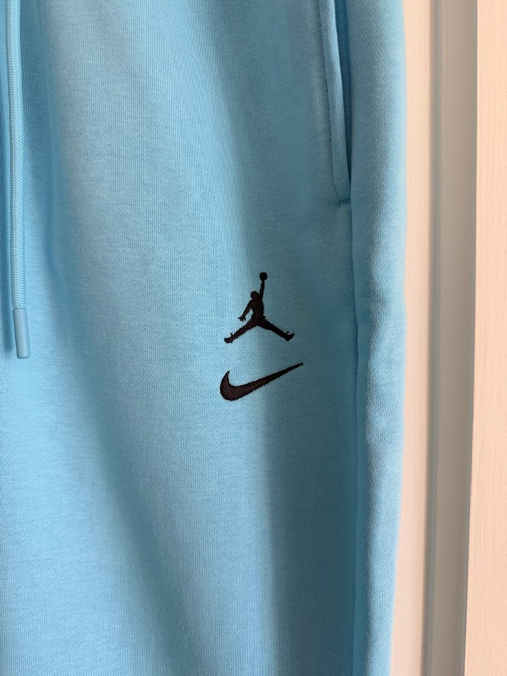 Jordan Kids Aqua Blue Jumpman Fleece Joggers NWOT - Picture 2 of 5